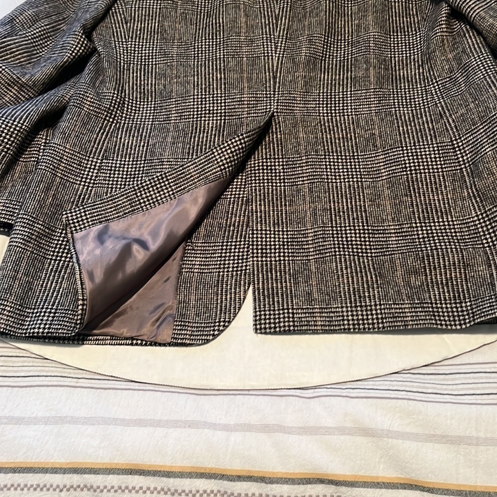 Fifth Avenue Collection Lord & Taylor men's blazer 100% Camel hair. - Picture 10 of 11